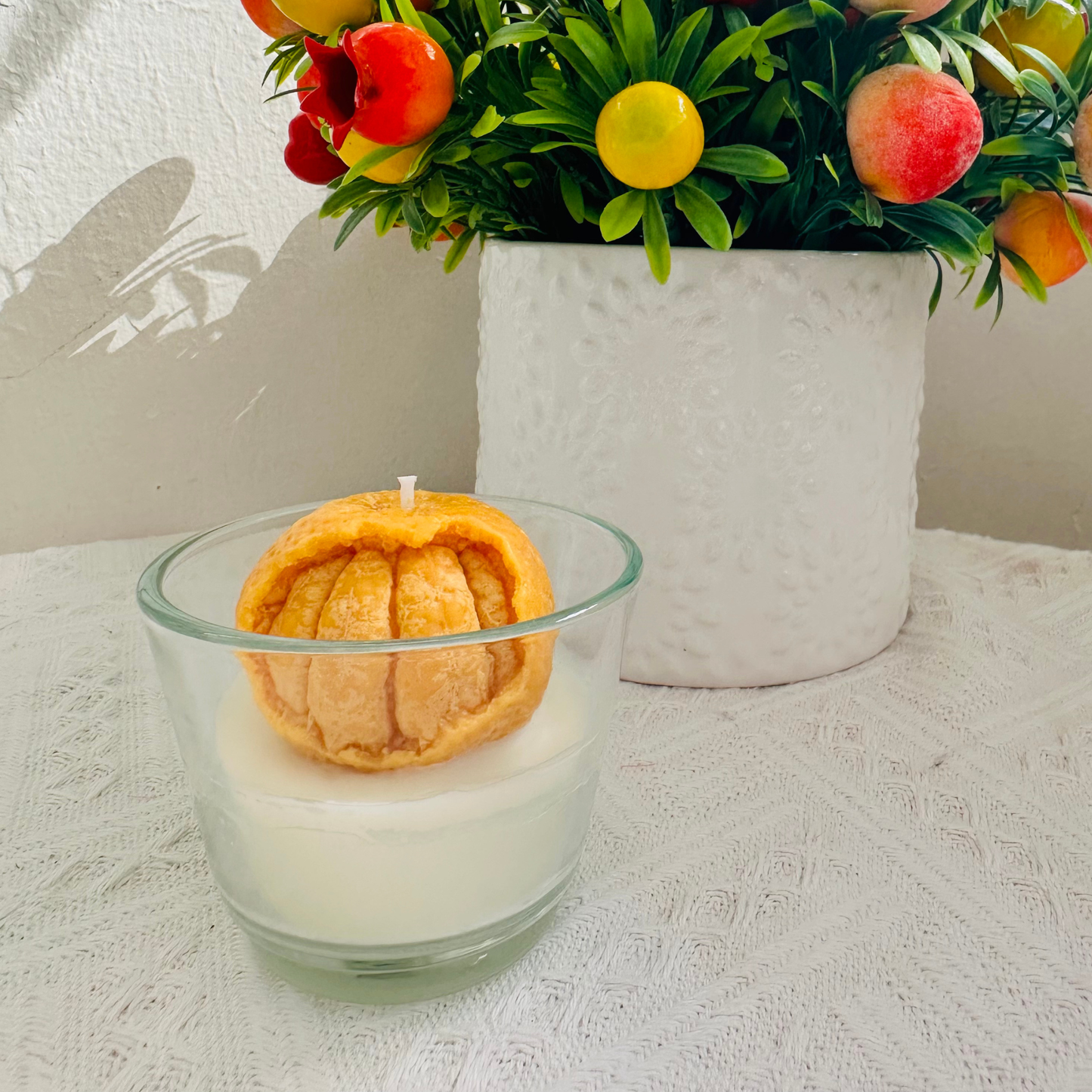 Mandarin - Brighten days with optimism and crystal-clear opportunity