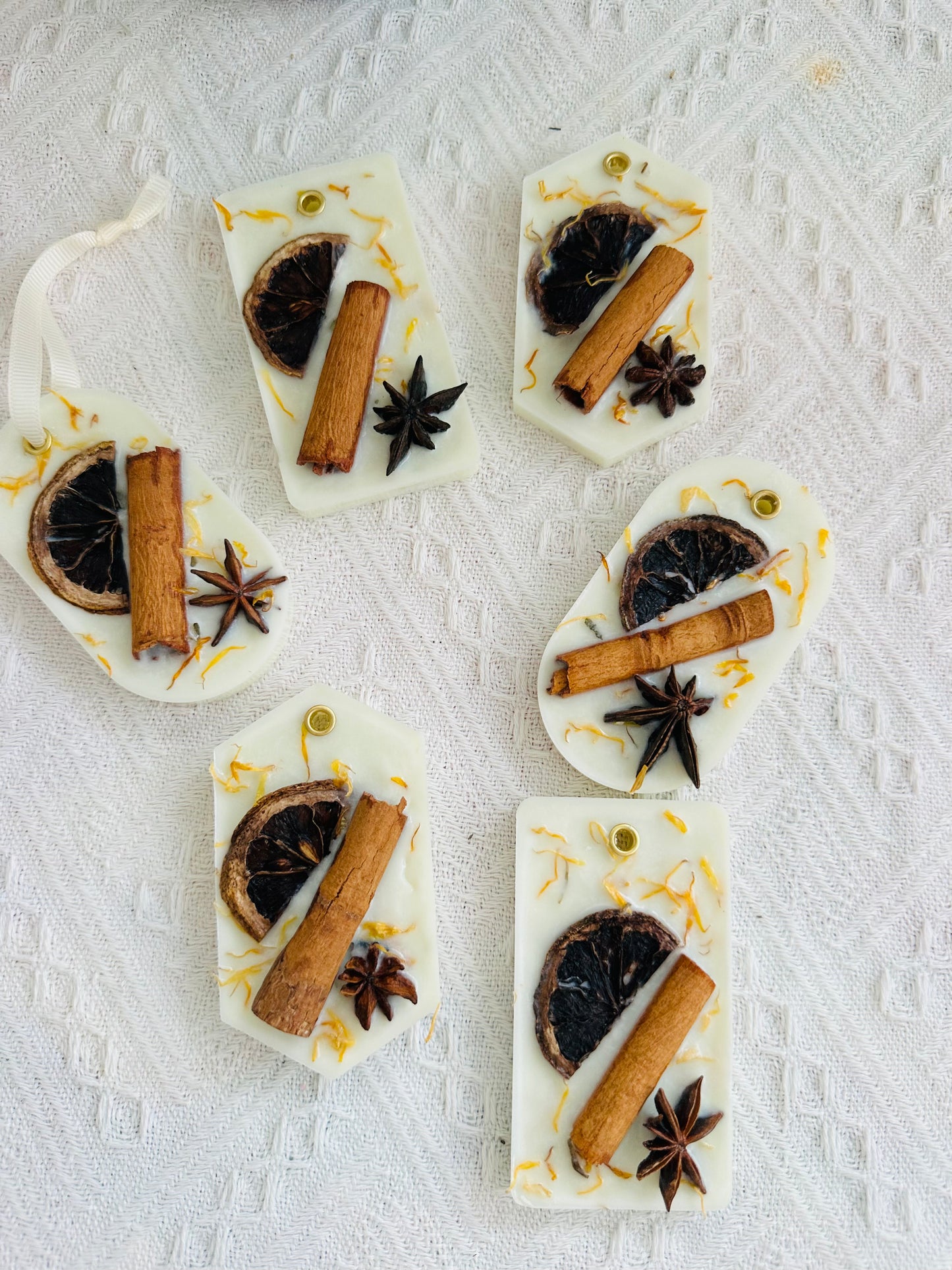 Scented Wax Tablet Air Refresher - Lemongrass and Persian Lime